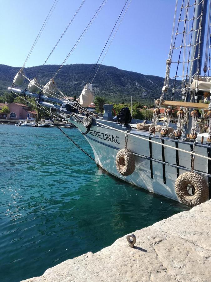 Apartman Mi Nerezine Bagian luar foto