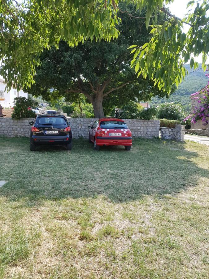 Apartman Mi Nerezine Bagian luar foto